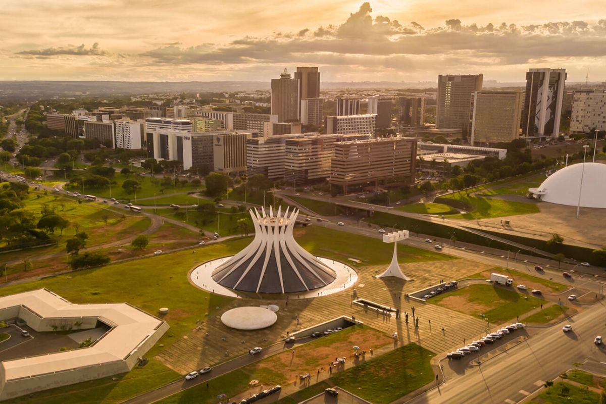 Brasília: Uma Cidade Planejada no Centro do Brasil